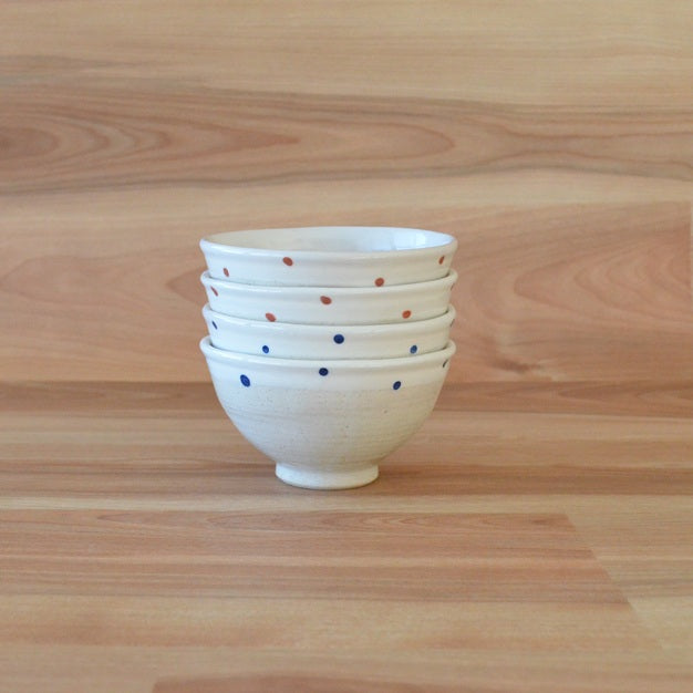 水玉 飯碗 ( 青, 赤 ) 食器 おしゃれ かわいい かっこいい シンプル 子供 大人 陶器 北欧 和食器 風 美濃焼 ギフト プレゼント