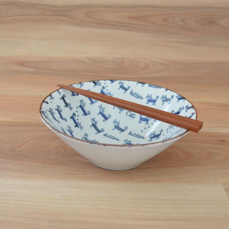ねこねこ20cmヌードルボウル おしゃれ かわいい 可愛い ネコ 猫 ネコ柄 北欧 ラーメン うどん 大きい 日本製 食器 シンプル ナチュラル 食洗機使用可 電子レンジ使用可