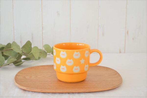 ビビット猫マグ 美濃焼 マグカップ かわいい 猫 おしゃれ 元気 ネコ 星 大容量 350ml 北欧 日本製 国産 食洗機使用可 電子レンジ使用可 カフェ ギフト プレゼント 箱入り ラッピング カクニ