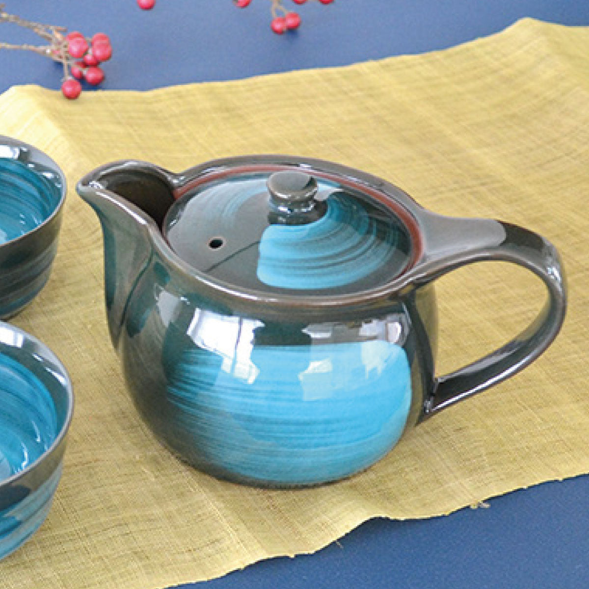 エメラルド丸ポット【急須 おしゃれ ポット 茶こし付 グリーン 和風 エメラルド 陶器エメラルドパノラマ丸ポット 日本製 美濃焼 カクニ】