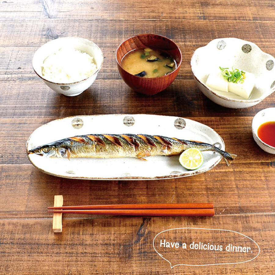 水玉白唐津 楕円さんま皿 さんま皿 焼き魚 長皿 朝食 ロング 目玉焼き おしゃれ シンプル かわいい プレート 日本製 美濃焼 食器 白い 模様 食洗機対応 電子レンジ使用可 カフェ風 プレゼント ギフト カクニ