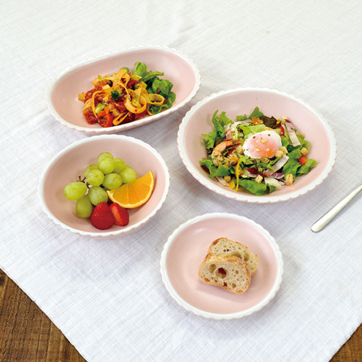 ビスケットラウンドボウル 陶器 鉢 小鉢 小皿 おしゃれ かわいい 取り皿 取り鉢 プレゼント 子供用 新生活 ギフト 電子レンジ使用可 食洗機使用可 カクニ 日本製 美濃焼