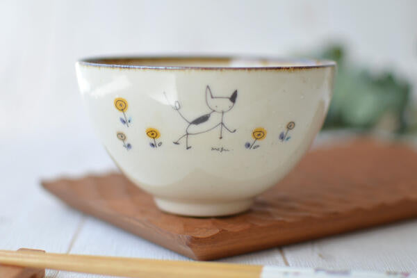 メグモグ飯碗 飯碗 かわいい 子供用 プレゼント 誕生日 子供の日 猫 犬 うさぎ アニマル 日本製 美濃焼 食器 食洗機使用可 電子レンジ使用可 ギフト カクニ KAKUNI