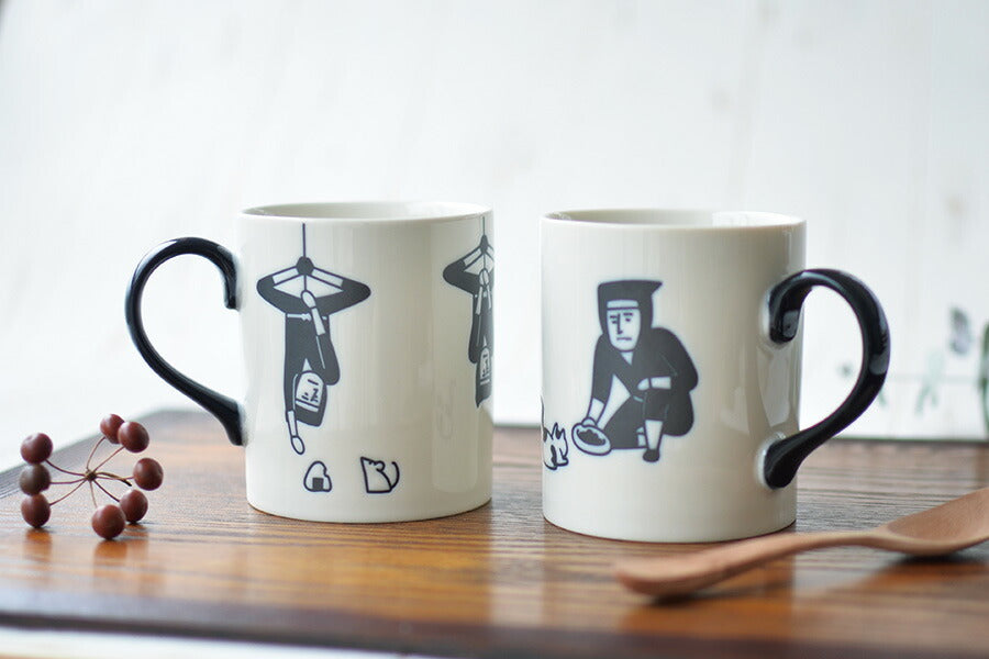 忍者マグ マグカップ おしゃれ 陶器 かわいい おもしろい ギフト プレゼント 白黒 会社用 和風 電子レンジ使用可 食洗機使用可 日本製 美濃焼 カクニ KAKUNI