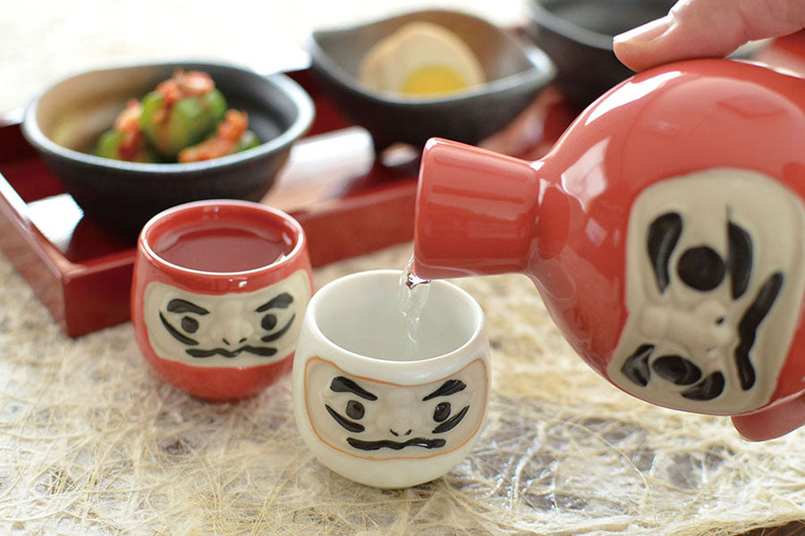 風水だるま徳利 徳利 おしゃれ 340ml だるま 陶器 縁起物 風水 食洗機対応 電子レンジ対応 プレゼント 贈り物 カクニ