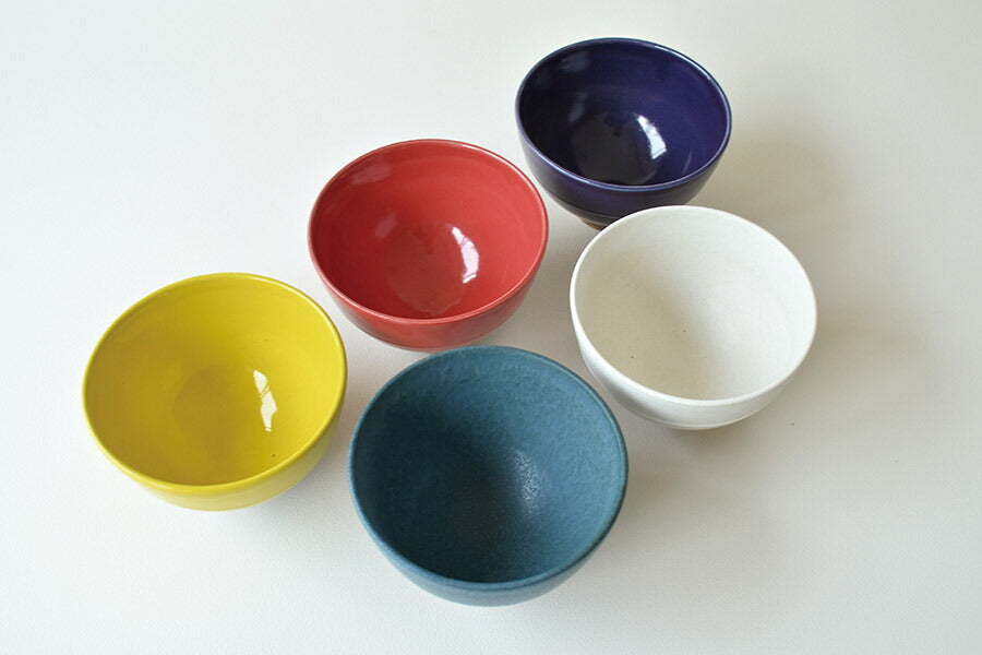 一珍リング飯碗 茶碗 飯碗 ごはん茶碗 かわいい おしゃれ ナチュラル 白 黄 紺 紫 赤 こだわり かっこいい 子供 小さめ ビビット 日本製 美濃焼 陶磁器 器