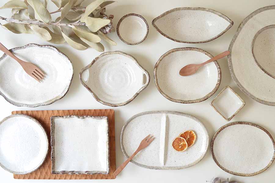 K15030 白唐津 笹船小鉢 おしゃれ 鉢 小鉢 白い 白 ナチュラル シチュー スープ シンプル かわいい 国産 日本製 美濃焼 食器 白い 模様 食洗機対応 電子レンジ可能 カフェ風 新生活 一人暮らし プレゼント ギフト カクニ KAKUNI