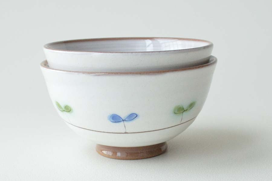 ふたば飯碗 お茶碗 飯碗 ご飯茶碗 おしゃれ シンプル かわいい 日本製 美濃焼 食器 プレゼント 敬老の日 ギフト カクニ 和風 洋風 日本製製 国産 陶器 美濃焼 和食 食器 茶碗 うつわ 皿 お家 おうち ごはん ギフト プレゼント