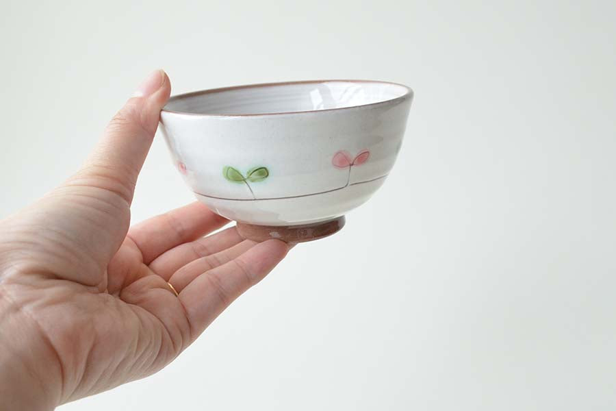 ふたば飯碗 お茶碗 飯碗 ご飯茶碗 おしゃれ シンプル かわいい 日本製 美濃焼 食器 プレゼント 敬老の日 ギフト カクニ 和風 洋風 日本製製 国産 陶器 美濃焼 和食 食器 茶碗 うつわ 皿 お家 おうち ごはん ギフト プレゼント