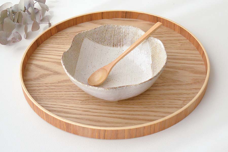 白唐津ヌリワケ花形煮物鉢【鉢 豆腐 小鉢 おしゃれ ナチュラル 白 陶器 白唐津 カフェ 電子レンジ使用可 食洗機使用可 日本製 美濃焼 カクニ KAKUNI】