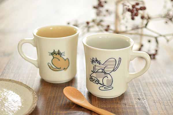 猫と一緒マグ マグカップ 猫 おしゃれ 北欧 ネコ ピンク ベージュ グレー 陶器 かわいい シンプル 電子レンジ使用可 食洗機使用可 日本製 美濃焼 カクニ KAKUNI
