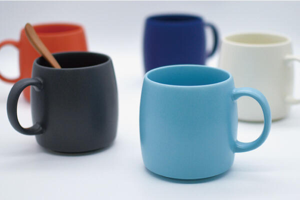 MIST OPA マグ ミスト マグカップ 可愛い 陶器 かわいい 大きめ 大きい 350ml おしゃれ 北欧 赤 青 ブラウン かっこいい 大容量 会社 日本製 美濃焼 陶磁器 食器 電子レンジ対応 食洗機対応 カクニ