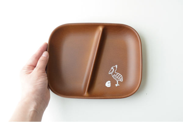 木目スクエアーワンプレート だるまとハシビロコウ フレンチブルドック 犬 ふれんちぶる ランチプレート かわいい おしゃれ 木目 ウッド 国産 日本製 軽量 軽い 割れにくい 樹脂製 アウトドア 電子レンジ対応 食洗機対応