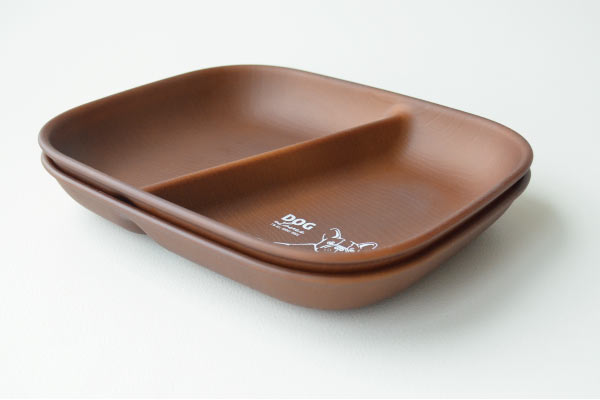 木目スクエアーワンプレート だるまとハシビロコウ フレンチブルドック 犬 ふれんちぶる ランチプレート かわいい おしゃれ 木目 ウッド 国産 日本製 軽量 軽い 割れにくい 樹脂製 アウトドア 電子レンジ対応 食洗機対応