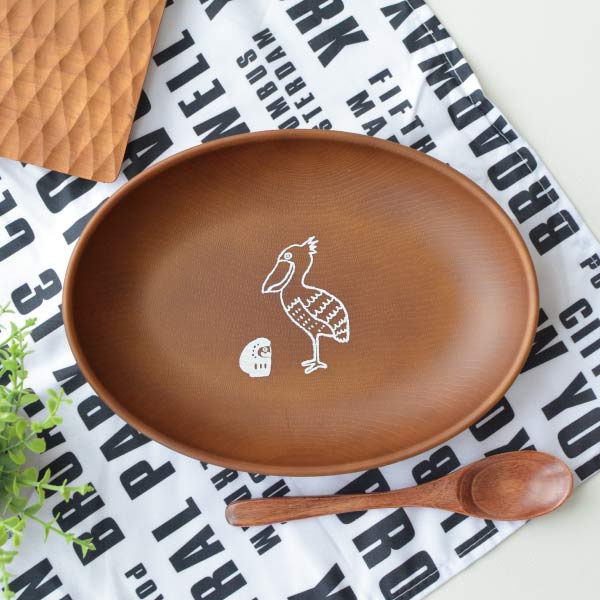 だるまとハシビロコウ木目オーバルプレート ランチプレート 木目調 PET樹脂 日本製 おしゃれ 深め 深い 軽量 軽い 超軽量 子供 割れない 割れにくい 樹脂製 ランチ皿 介護用 アウトドア 食器 レンジ対応 食洗機対応 カクニ