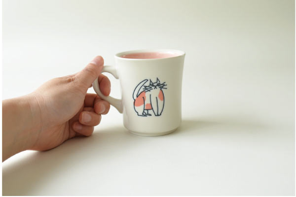 猫と一緒マグ マグカップ 猫 おしゃれ 北欧 ネコ ピンク ベージュ グレー 陶器 かわいい シンプル 電子レンジ使用可 食洗機使用可 日本製 美濃焼 カクニ KAKUNI