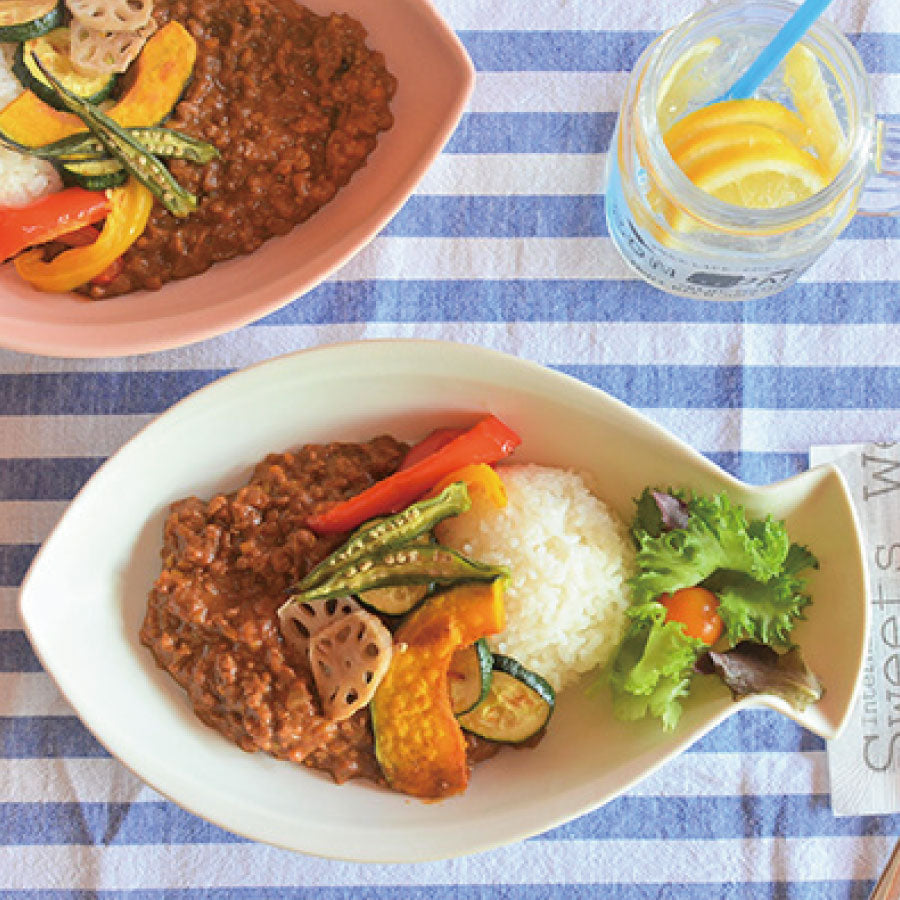 さかなカレー皿 カレー皿 子供 キッズ kids パスタプレート 面白い おもしろい おしゃれ 北欧 子供用 かわいい パスタ皿 日本製 美濃焼 陶磁器 食器 レンジ対応 食洗機対応 白 ピンク ホワイト 水色 イエロー アニマル 魚