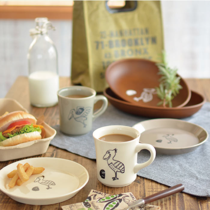 だるまとハシビロコウナチュラルプレート(S)取り皿 小皿 朝食 プレート おしゃれ シンプル かわいい かっこいい 国産 日本製 陶器 日本製 美濃焼 食器 食洗機対応 電子レンジ対応 ギフト 動物柄 鳥柄 はしびろこう だるま