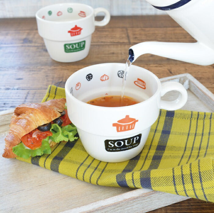 目盛付きスタッキングスープマグ SOUP 食器 磁器 美濃焼 陶器 つるつる おしゃれ かわいい シンプル 食洗器使用可能 電子レンジ使用可能 普段使い 食卓 ギフト 贈り物 お祝い 新生活 キッチン