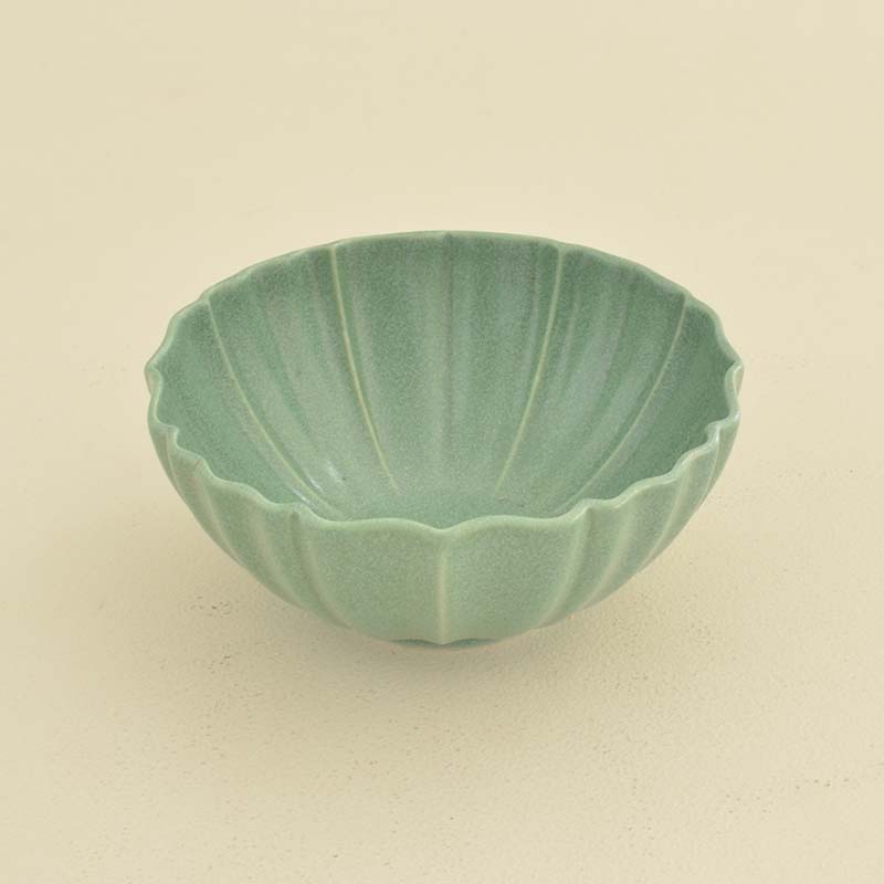 ロータス ボウル(S) 丸小鉢 取鉢 サラダ デザート ナチュラル 北欧 カフェ風 陶器 日本製 国産 陶器 美濃焼 和洋食 和食器 洋食器 茶碗 うつわ 皿 おうち ごはん ご飯 シンプル かわいい 可愛い 美濃焼 食洗機使用可 電子レンジ使用可