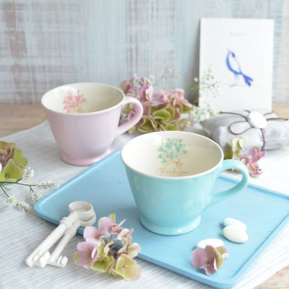ブーケマグ おしゃれ 美濃焼 かわいい 可愛い 北欧 日本製 コップ カップ 食器 カフェ シンプル ナチュラル ギフト プレゼント  陶磁器 食器 レンジ対応 食洗機対応 KAKUNI カクニ