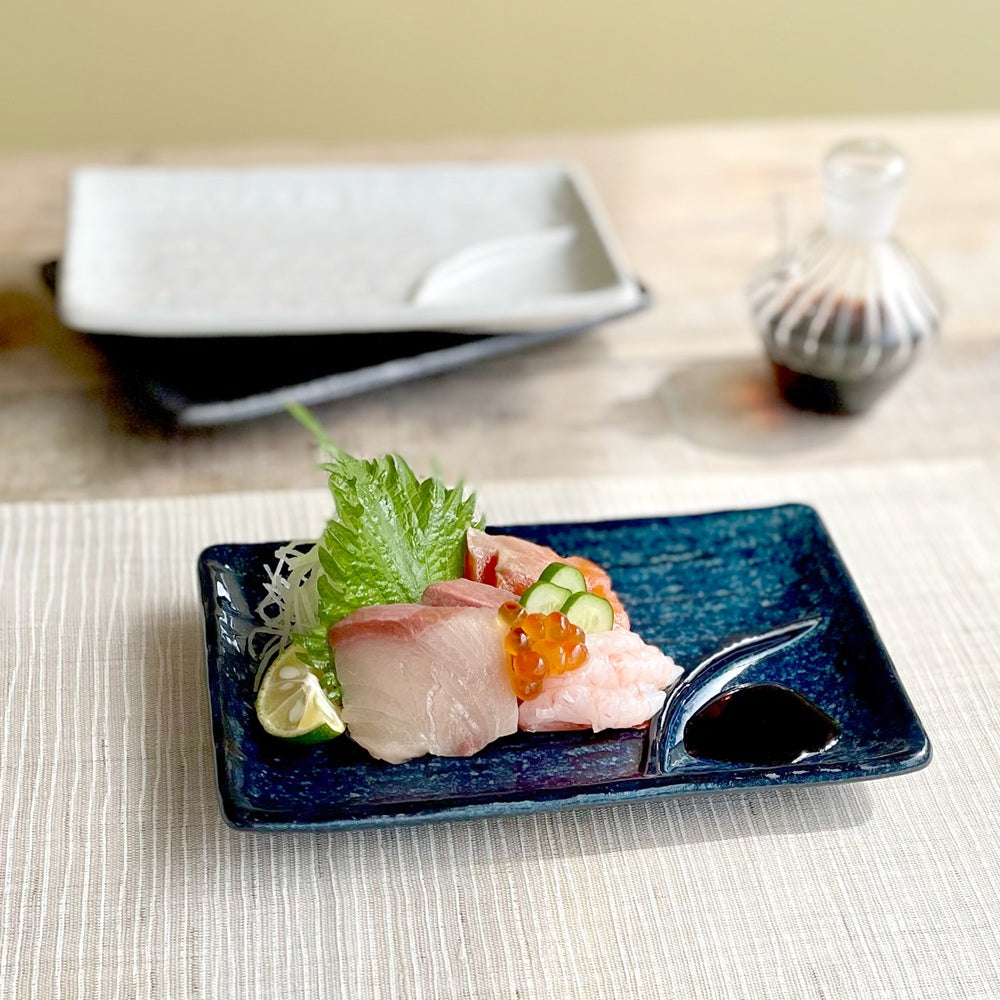 刺身皿 17.4cm 白 黒 紺 美濃焼 皿 食器 プレート 取皿 焼き物皿 おしゃれ 可愛い かっこいい スマート シンプル ナチュラル カクニ オリジナル 日本産 インスタ映え 普段使い ギフト モダン 和 北欧