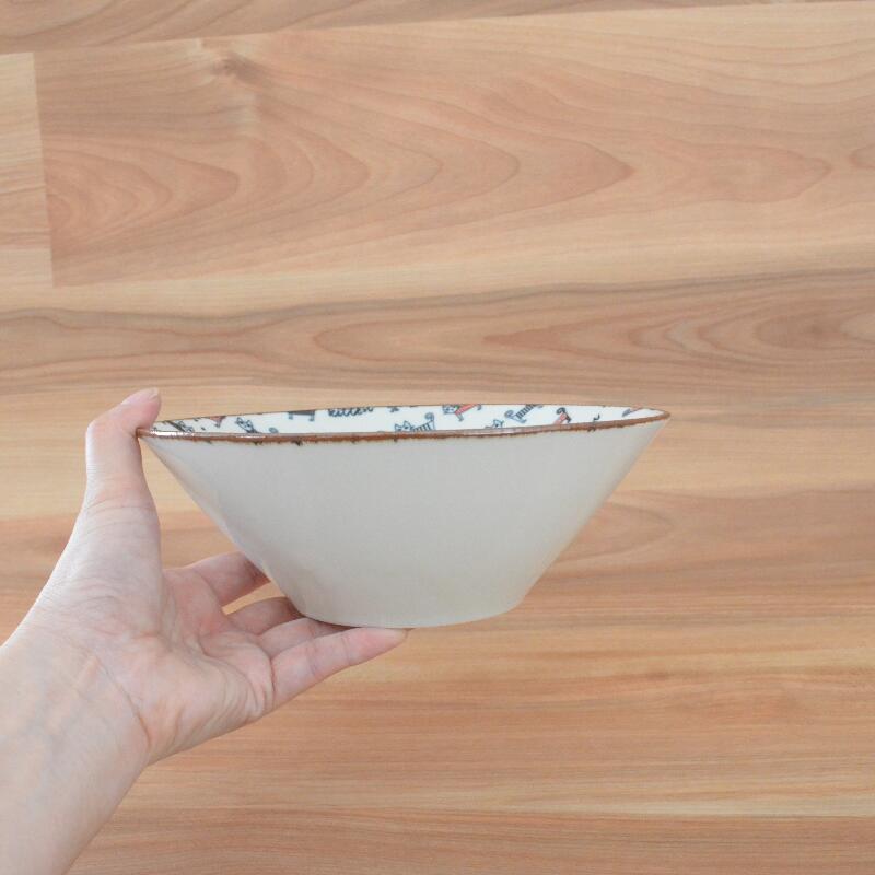 ねこねこ20cmヌードルボウル おしゃれ かわいい 可愛い ネコ 猫 ネコ柄 北欧 ラーメン うどん 大きい 日本製  食器 シンプル ナチュラル 食洗機使用可 電子レンジ使用可
