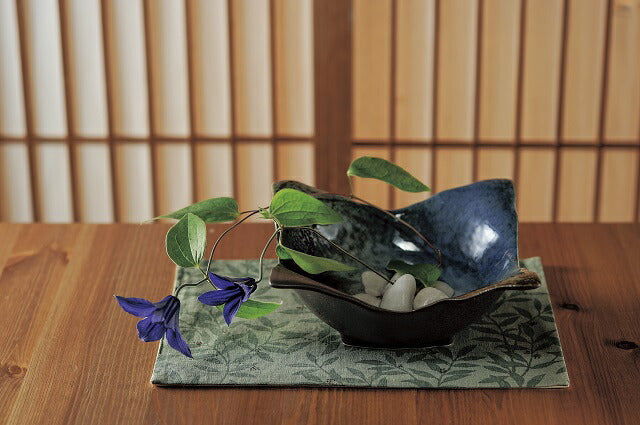 月あかり 四方取鉢【角皿 四角 刺身 盛皿 朝食 取鉢 青 変形 おしゃれ シンプル かっこいい 日本製 美濃焼 和食器 黒い 模様 食洗機対応 レンジOK ギフト カクニ KAKUNI】