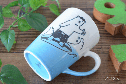 アニマルSURFマグ マグカップ おしゃれ コーヒーカップ カップ シロクマ ネコ イヌ サーフィン かわいい 美濃焼 陶器 日本製 国産 食洗機使用可 電子レンジ使用 可贈り物 カクニ
