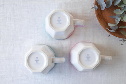 塗り分けパステルマグ マグカップ おしゃれ シンプル かわいい 白 優しい 上品 ほっこり 国産 日本製 美濃焼 食器 白い食洗機対応 電子レンジ対応 カフェ風 プレゼント ギフト カクニ KAKUNI
