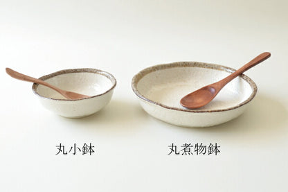 白唐津 丸小鉢 取鉢 サラダ デザート ナチュラル 北欧 カフェ風 陶器 日本製 国産 陶器 美濃焼 和食 和食器 食器 茶碗 陶器 うつわ 皿 お家 おうち ごはん ご飯 シンプル かわいい 可愛い