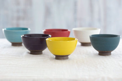 一珍リング飯碗 茶碗 飯碗 ごはん茶碗 かわいい おしゃれ ナチュラル 白 黄 紺 紫 赤 こだわり かっこいい ビビット 日本製 美濃焼 陶磁器 器