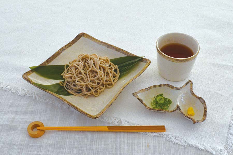 白唐津 そば千代口【そばちょこ おしゃれ シンプル かわいい蕎麦ちょこ 日本製 美濃焼 食器 白い 模様 食洗機対応 レンジOK カフェ風 プレゼント ギフト カクニ KAKUNI】