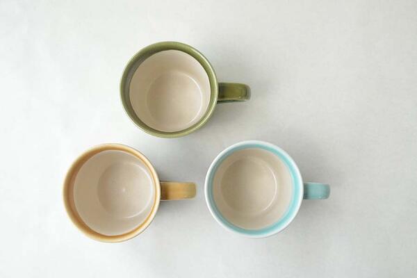 アースボーダーマグ 北欧 陶器 マグカップ 大きめ 大きい おしゃれ 日本製 瀬戸焼 コップ カップ 茶 緑 青 食器 かわいい カフェ シンプル ナチュラ ギフト プレゼント 箱入り ラッピング カクニ