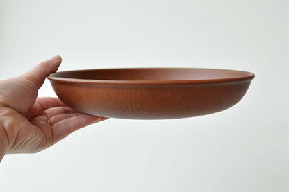 ふれんちぶる木目ラウンドプレート（L） パスタ皿 カレー皿 木目調 PET樹脂 日本製 おしゃれ 軽量 軽い 超軽量 子供用 割れない 割れにくい 樹脂製 介護用 アウトドア 食器 レンジ対応 食洗機対応 カクニ KAKUNI