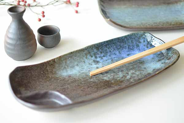 月あかり 仕切付長皿 仕切り 皿 角皿 大きい 刺身 醤油皿付 長角皿 朝食 プレート 青 おしゃれ シンプル かっこいい 国産 日本製 陶器 さかな さんま 焼き魚 刺身 日本製 美濃焼 食器 食洗機対応 電子レンジ対応 仕切り ギフト