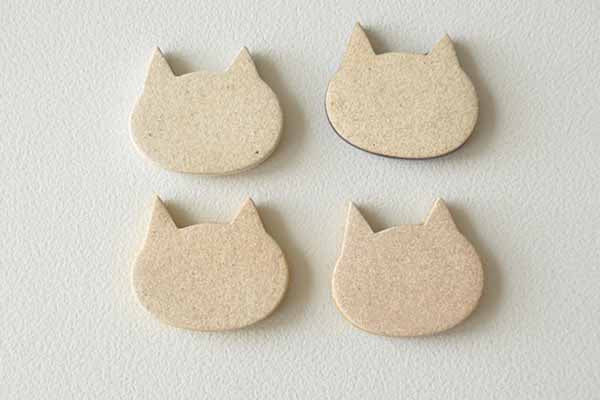 にっこり猫 箸置き 陶器 はしおき おしゃれ セット 面白い かわいい アニマル 子供用 猫 ネコ 食器 国産 日本製 美濃焼 陶器 雑貨 プレゼント キッチン 顔 かわいい 動物 模様 にっこりカクニ