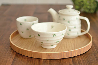 ハッピークローバーえくぼ煎茶 湯呑 コップ カップ おしゃれ かわいい 国産 日本製 美濃焼 陶磁器 食器 食洗機対応 使いやすい クローバー グリーン 四つ葉のクローバー シンプル カップ カクニ