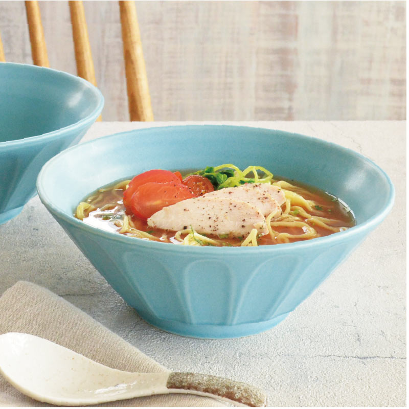 ラーメンどんぶり おしゃれ ラーメン鉢 かわいい ターコイズブルー麺鉢 アジアンテイスト アジアン料理 ターコイズ 食器 北欧 麺鉢 丼 かっこいい カフェ ラーメン屋 日本製 美濃焼 陶磁器 電子レンジ対応 食洗機対応 送料無料
