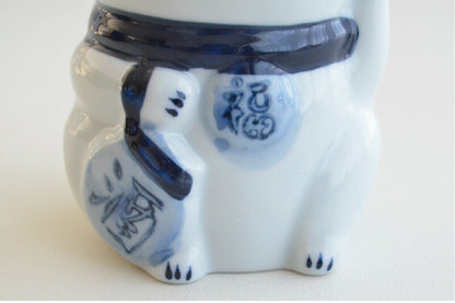 招き猫（青磁）2合徳利【徳利 猫 2合 酒器 日本酒 お酒 おしゃれ かわいい ギフト 敬老の日 プレゼント 和風 渋い 陶器 日本製 美濃焼 食器 レンジ対応 食洗機対応 kakuni カクニ】