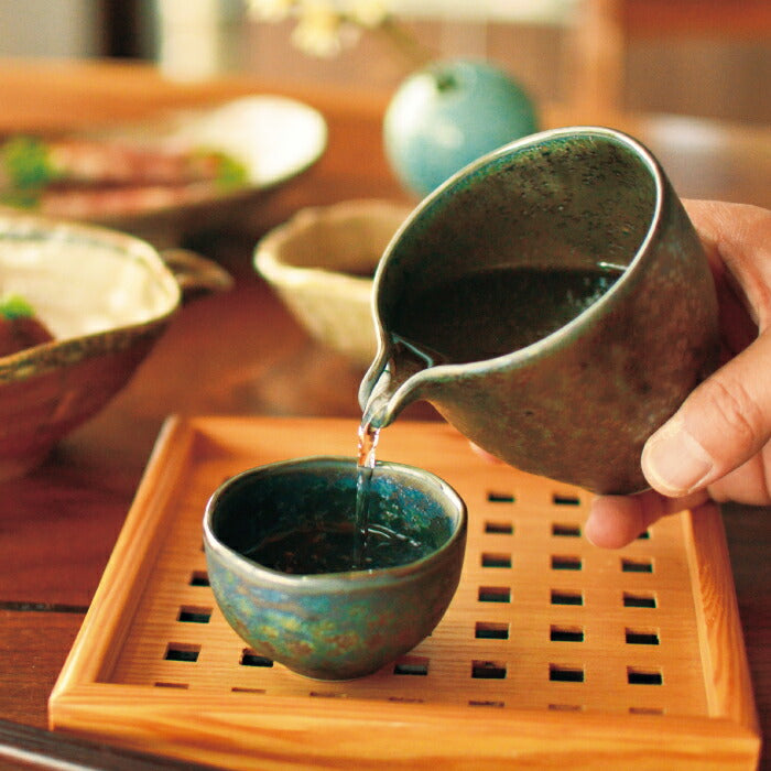銀彩 片口冷酒器 丸ぐい呑み 冷酒 徳利 盃 お酒 銀色 おしゃれ かっこいい 銀彩 和食器 食器 日本 酒 ワイン 陶器 美濃焼 日本製 父の日 敬老の日 ギフト プレゼント カクニ