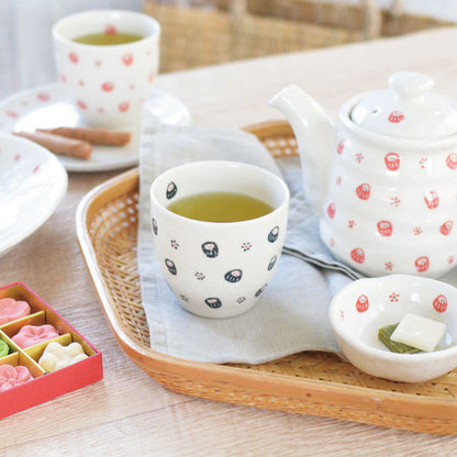 だるま えくぼ煎茶 200ml 赤 黒 湯呑み 湯呑 美濃焼 食器 おしゃれ 可愛い かっこいい スマート シンプル ナチュラル カクニ オリジナル 日本産 インスタ映え 普段使い ギフト モダン 和 北欧