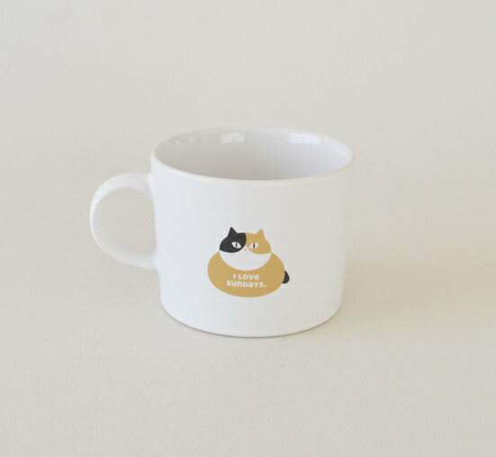 じろじろネコマグ　マグカップ おしゃれ かわいい 可愛い ネコ 猫 ネコ柄 イヌ 犬 北欧 330ml 大きい 日本製 コップ カップ 食器 シンプル ナチュラル 食洗機使用可 電子レンジ使用可