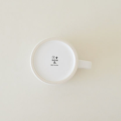 じろじろネコマグ　マグカップ おしゃれ かわいい 可愛い ネコ 猫 ネコ柄 イヌ 犬 北欧 330ml 大きい 日本製 コップ カップ 食器 シンプル ナチュラル 食洗機使用可 電子レンジ使用可