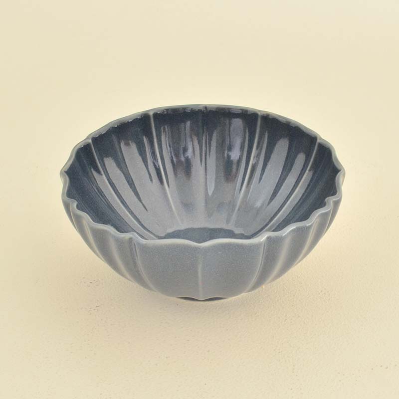 ロータス ボウル（S) 丸小鉢 取鉢 サラダ デザート ナチュラル 北欧 カフェ風 陶器 日本製 国産 陶器 美濃焼 和洋食 和食器 洋食器 茶碗  うつわ 皿 おうち ごはん ご飯 シンプル かわいい 可愛い 美濃焼  食洗機使用可 電子レンジ使用可